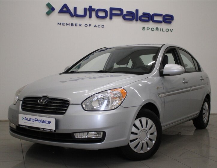 Hyundai Accent 1