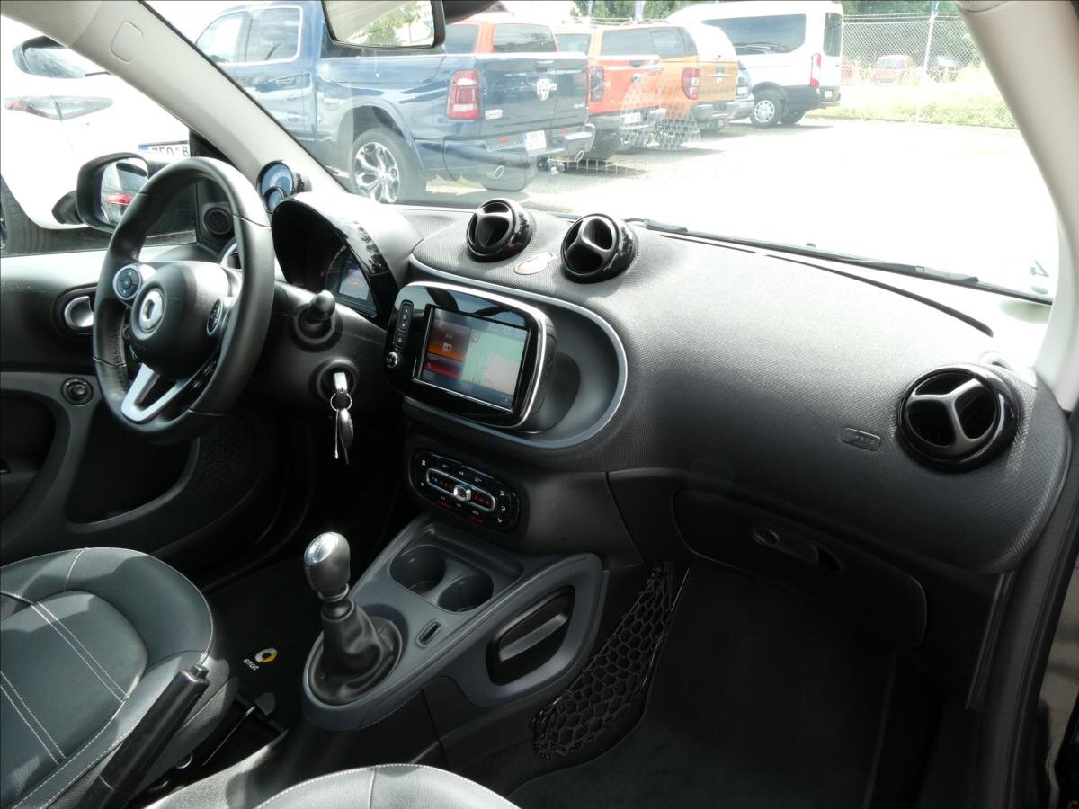 Smart Fortwo Hatchback 898,0 66 kw