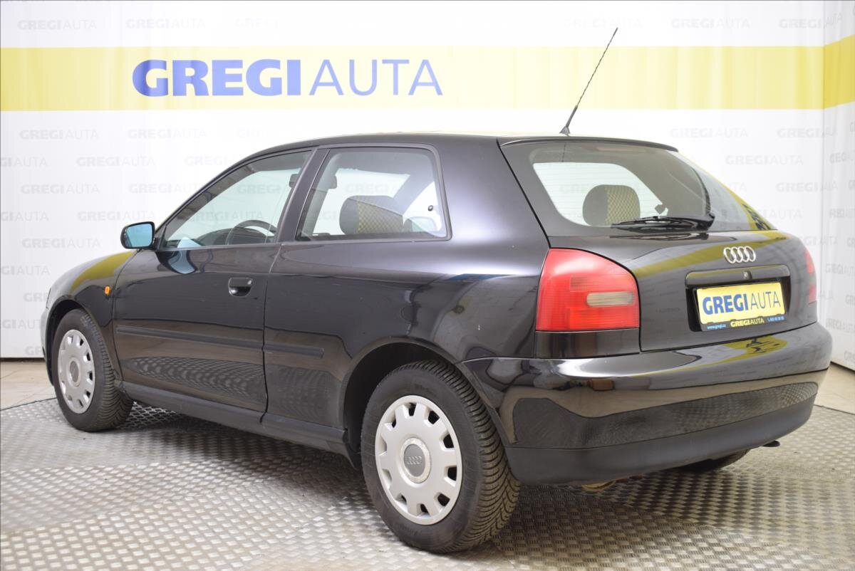 Audi A3 Hatchback 1,6 l 74 kw