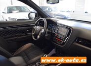 Mitsubishi Outlander SUV 0,0 0