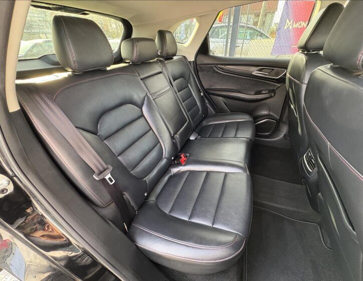 MG EHS SUV 1,5 l 119 kw