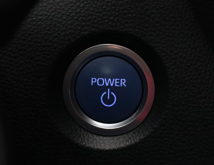 Toyota Corolla Sedan / Limuzína 1,8 l 90 kw