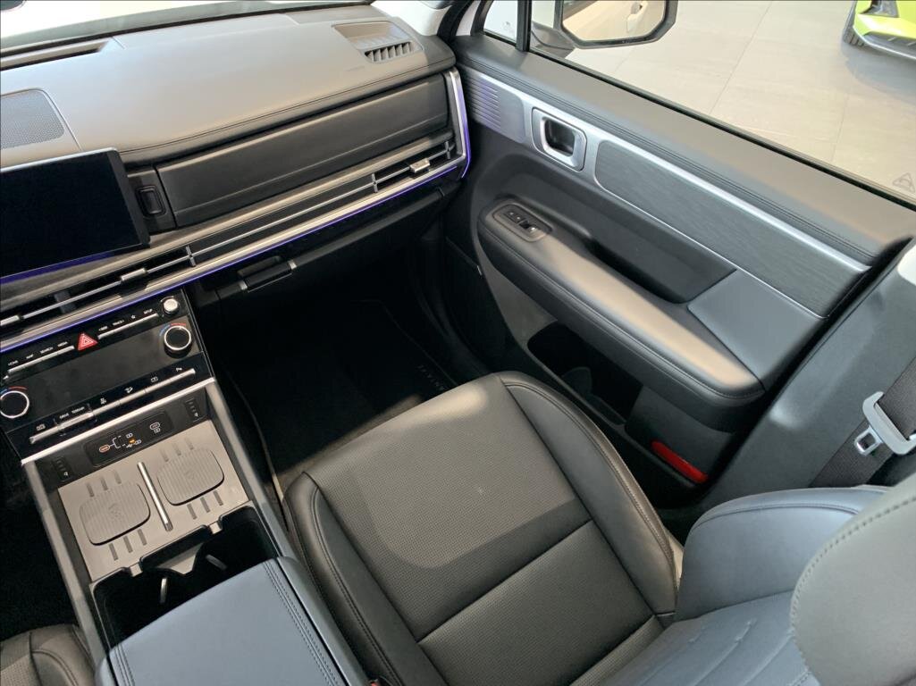 Hyundai Santa Fe SUV / Terénní 1,6 l 117 kw