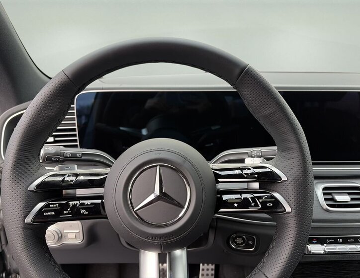 Mercedes-Benz GLE 10