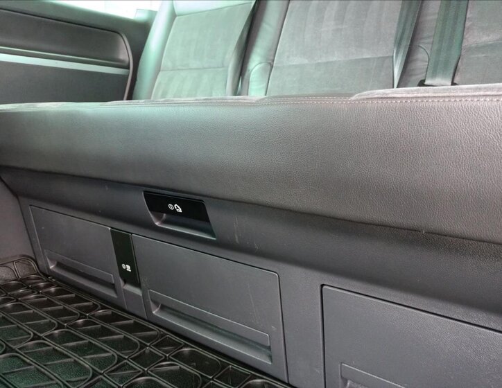 Volkswagen Multivan VAN / Minibus 2,0 l 132 kw