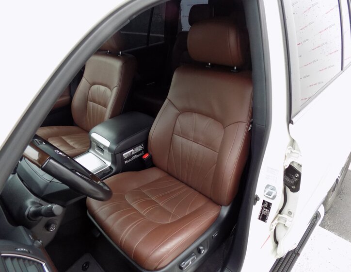 Toyota Land Cruiser 14