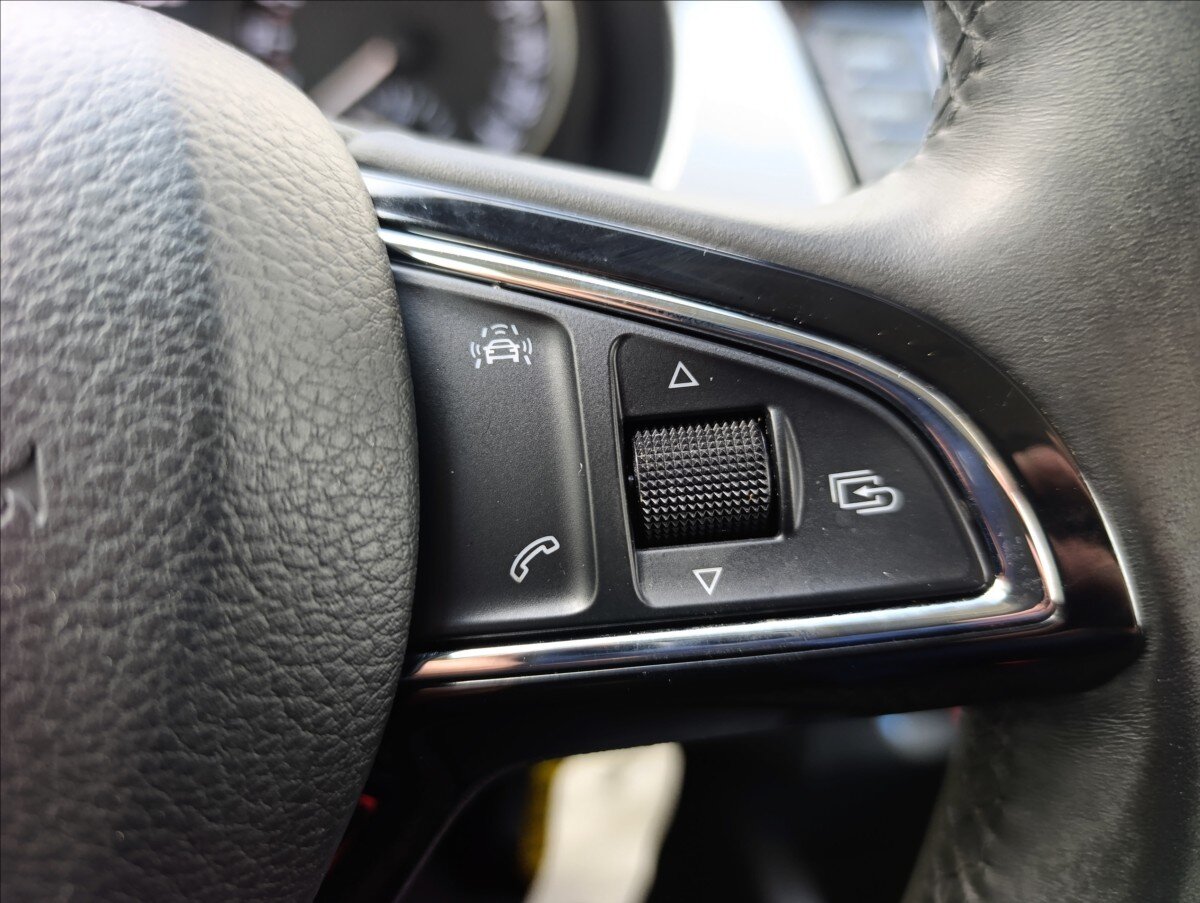 Škoda Fabia Hatchback 999,0 44 kw