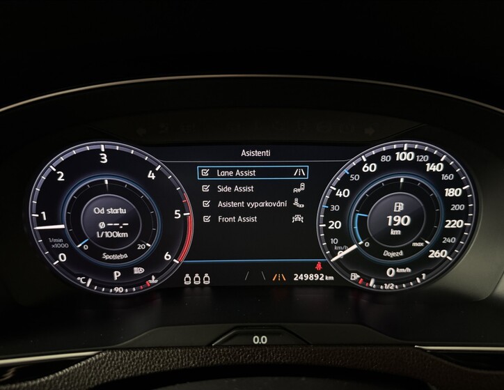 Volkswagen Passat 25