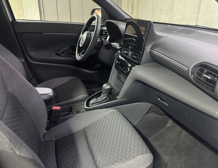 Toyota Yaris Cross SUV / Terénní 1,5 l 85 kw