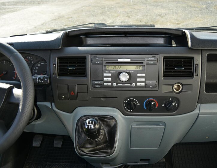 Ford Transit Valník 2,2 l 63 kw