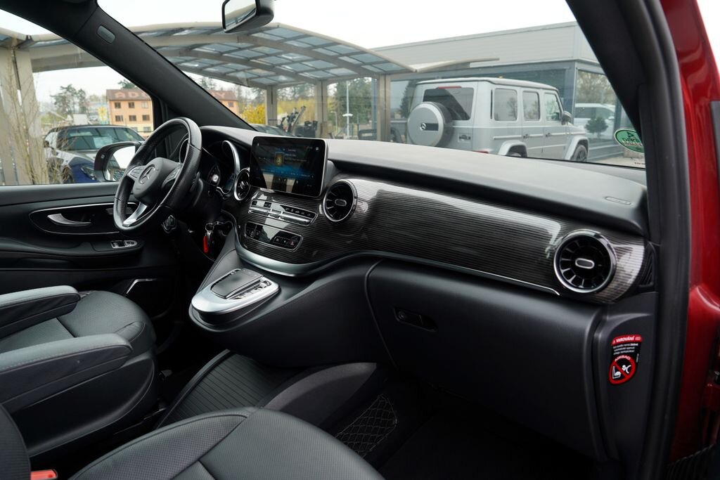 Mercedes-Benz Třídy V MPV 2,0 l 176 kw