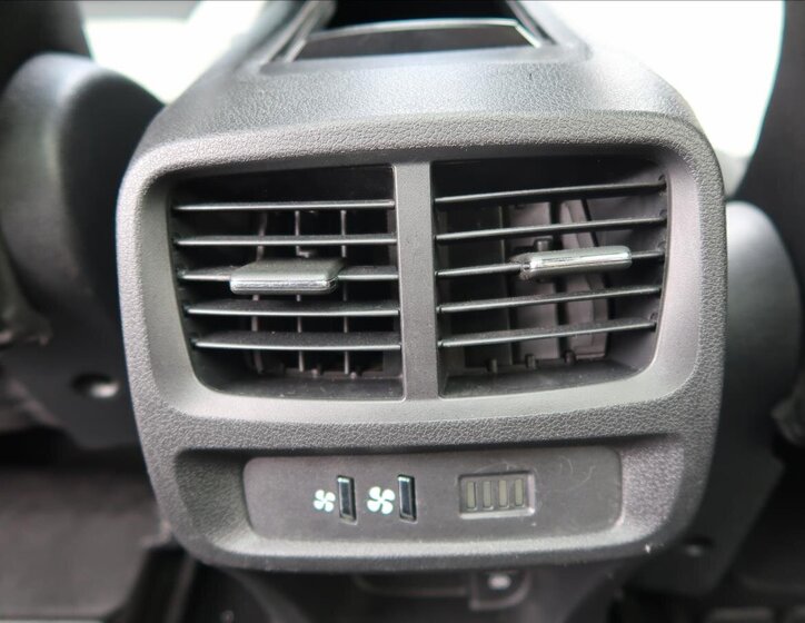 Citroën Berlingo MPV 1,5 l 96 kw