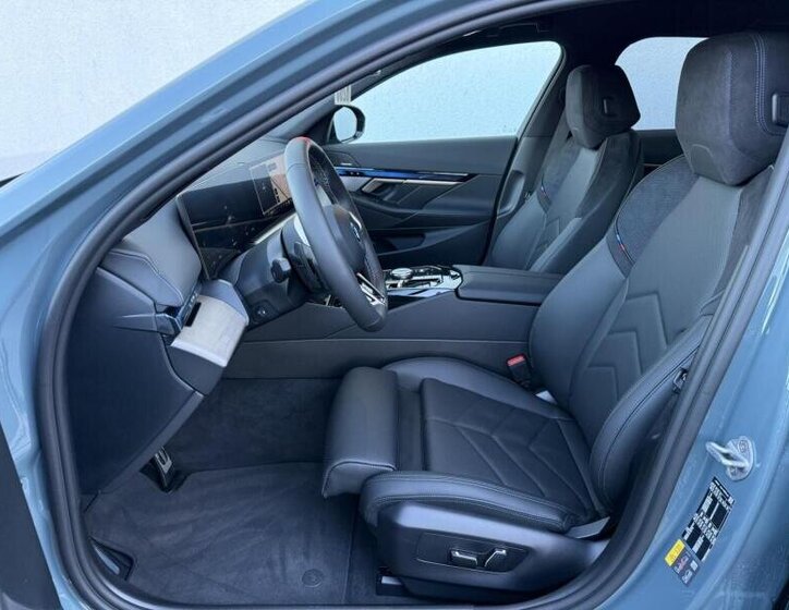 BMW i5 Sedan 1,0 442 kw