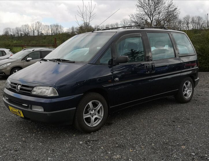 Peugeot 806 Kombi 2,1 l 80 kw