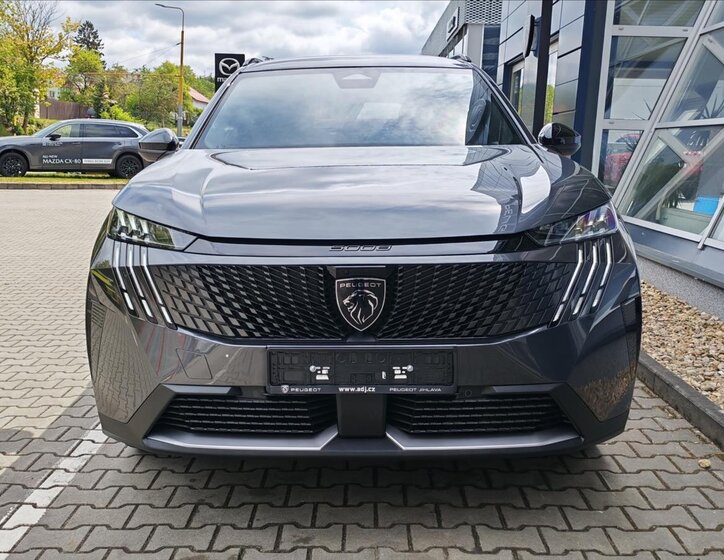 Peugeot 5008 SUV / Terénní 1,2 l 107 kw