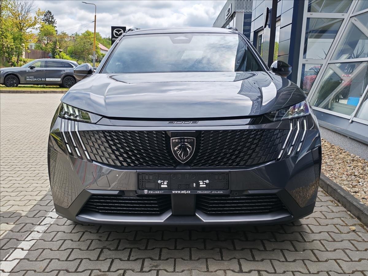 Peugeot 5008 SUV / Terénní 1,2 l 107 kw