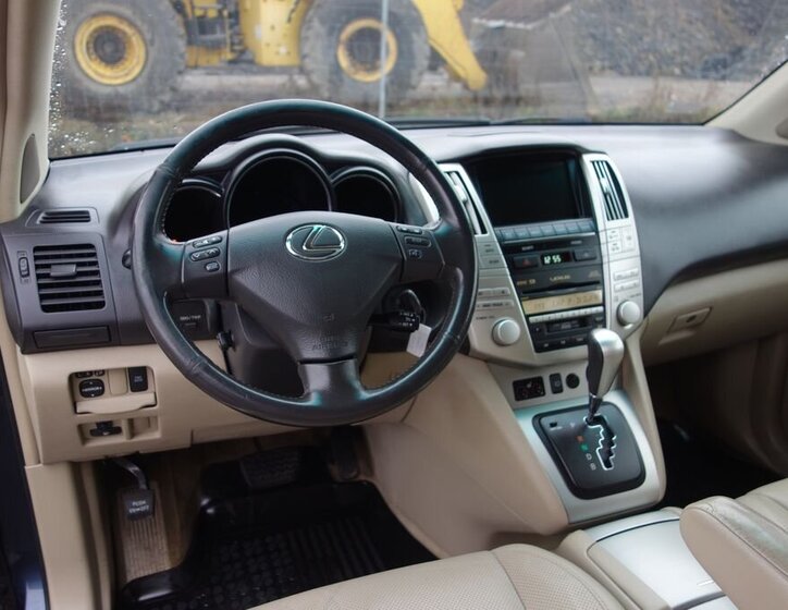 Lexus RX 400 SUV 3,3 l 155 kw