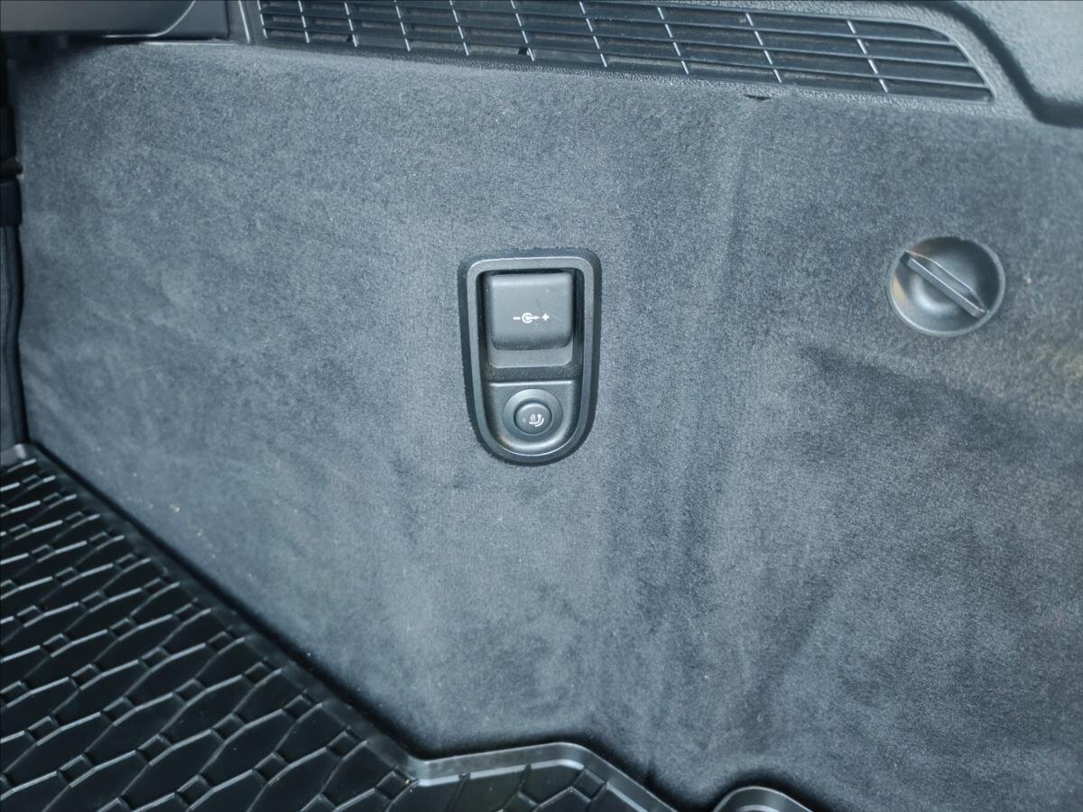 BMW Řada 5 Kombi 2,0 l 140 kw