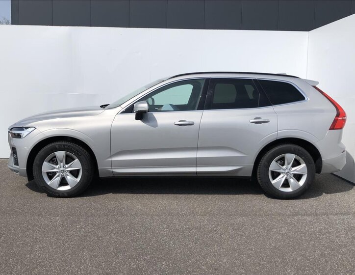 Volvo XC60 SUV / Terénní 2,0 l 145 kw