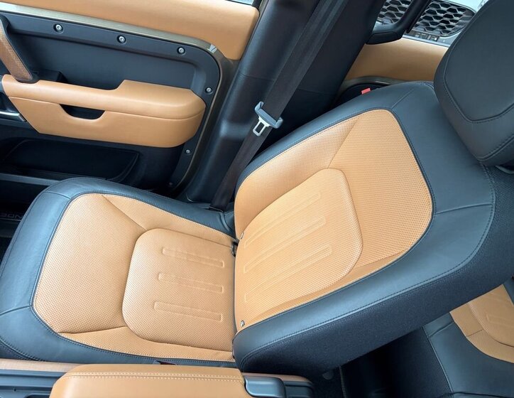 Land Rover Defender SUV / Terénní 3,0 l 294 kw