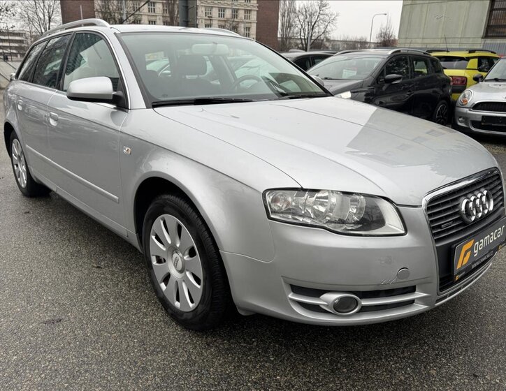 Audi A4 Kombi 2,0 l 103 kw
