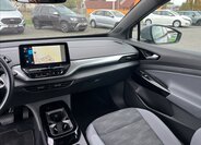 Volkswagen ID.4 26