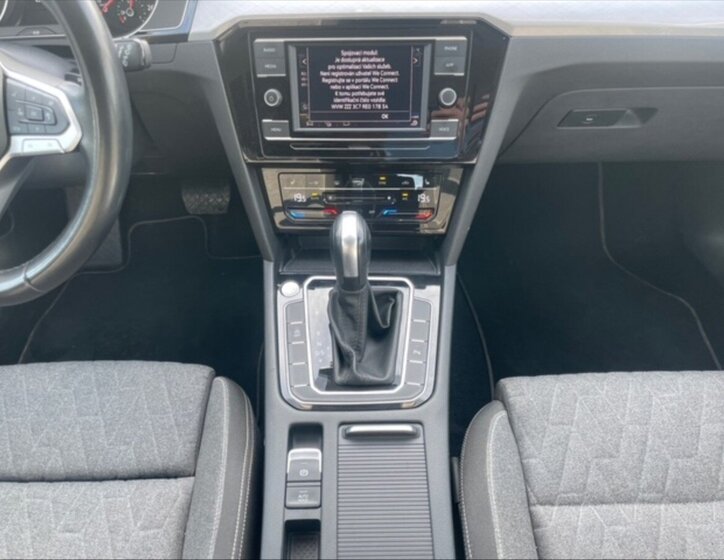 Volkswagen Passat Kombi 1,5 l 110 kw