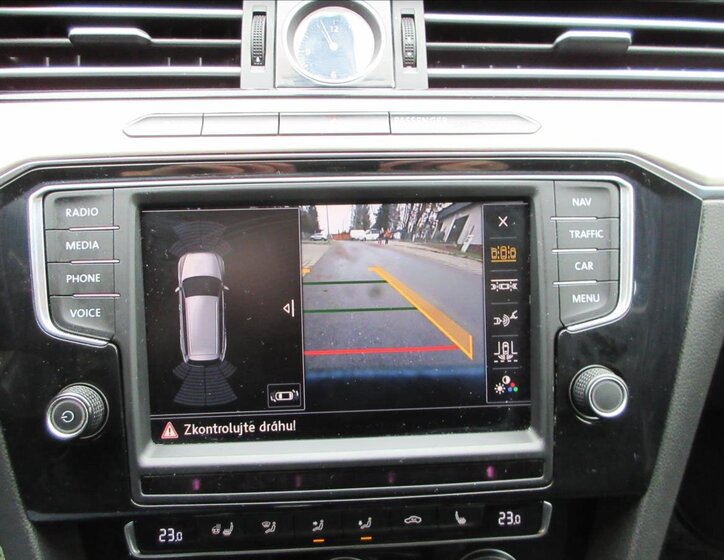 Volkswagen Passat Kombi 1,6 l 88 kw