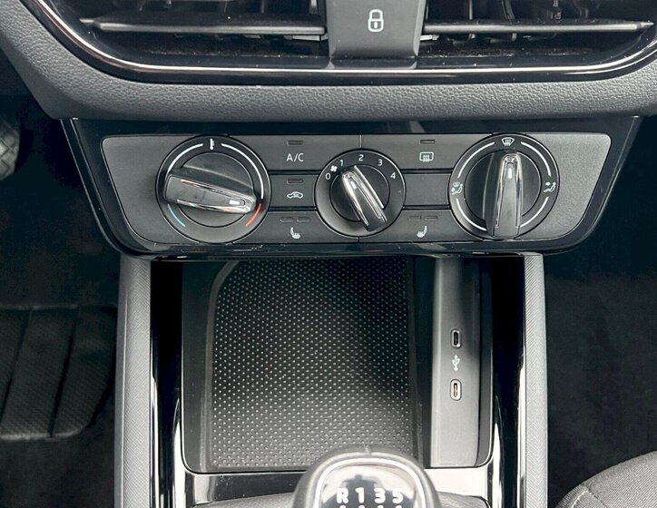 Škoda Scala Hatchback 1,0 l 85 kw