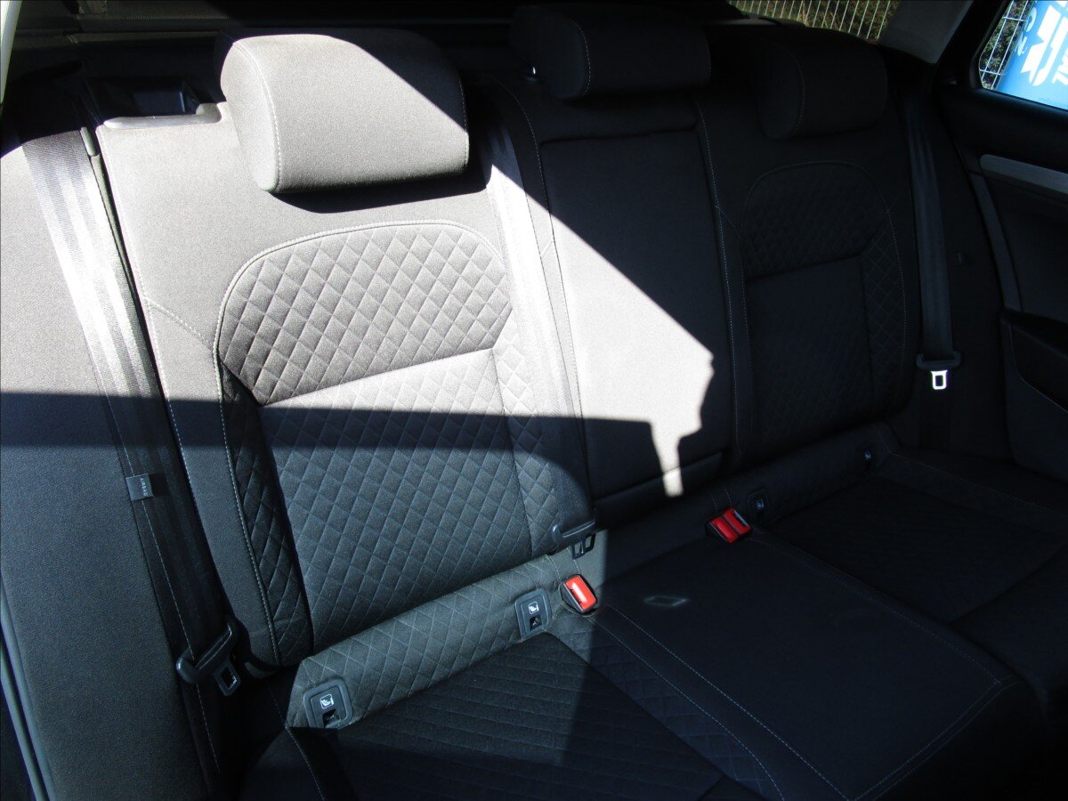 Škoda Superb Kombi 2,0 l 110 kw