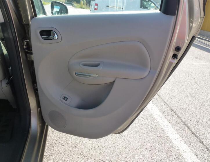 Citroën C3 Picasso 23