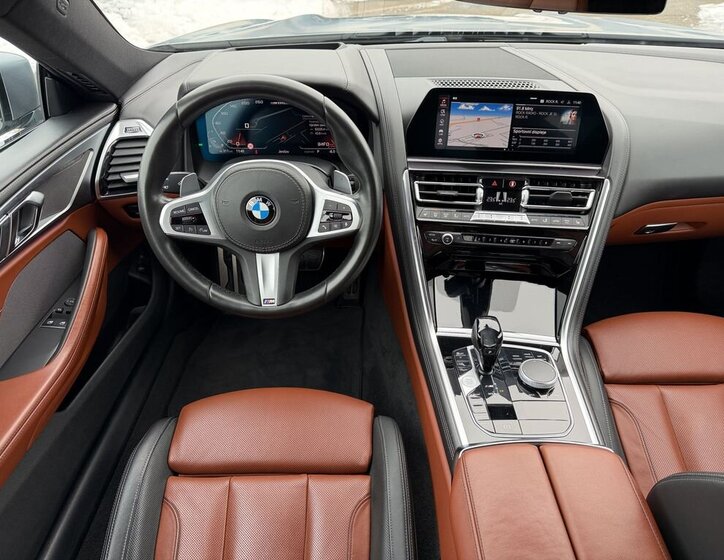 BMW Řada 8 Kupé 4,4 l 390 kw