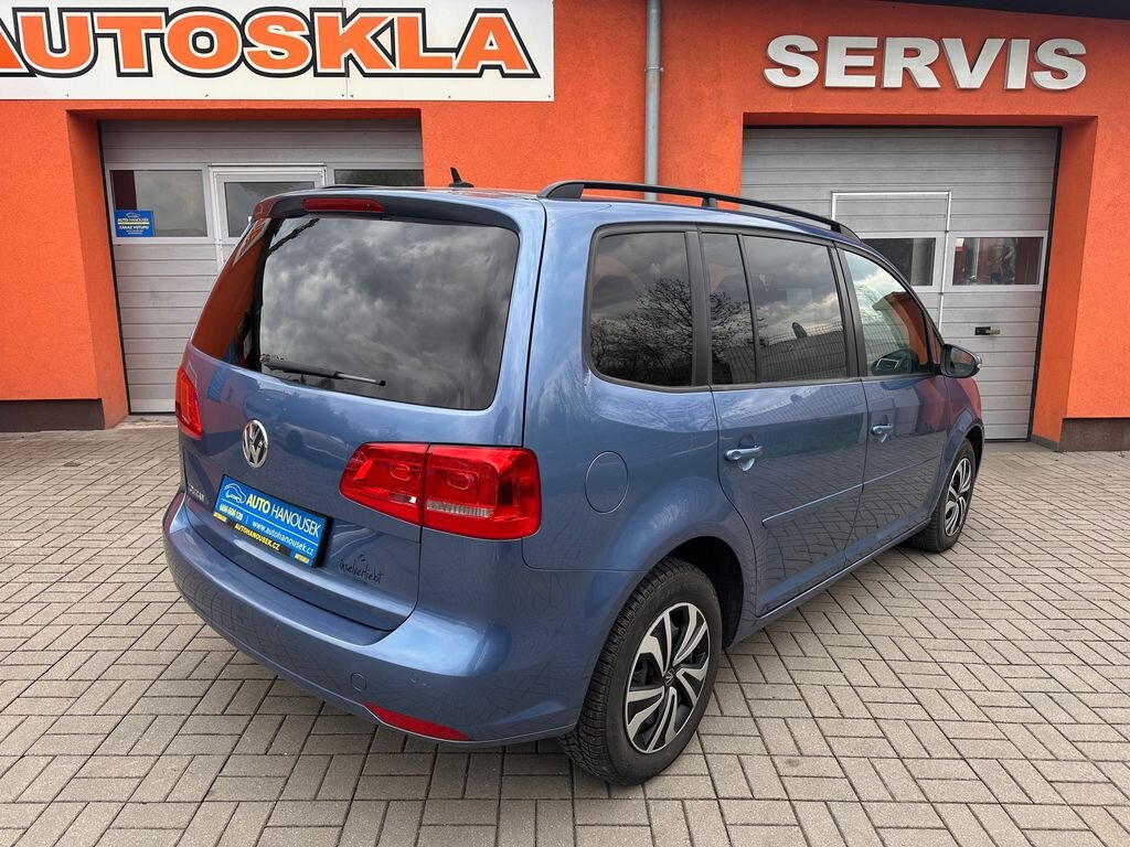 Volkswagen Touran MPV 1,2 l 77 kw