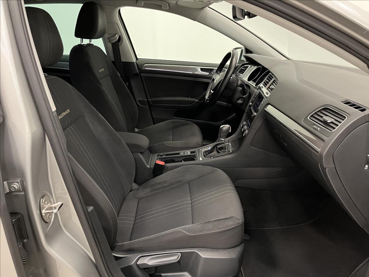 Volkswagen Golf Kombi 2,0 l 135 kw