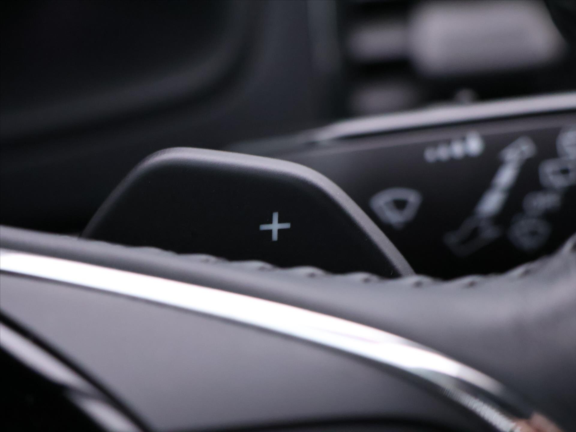 Škoda Karoq SUV / Terénní 2,0 l 85 kw