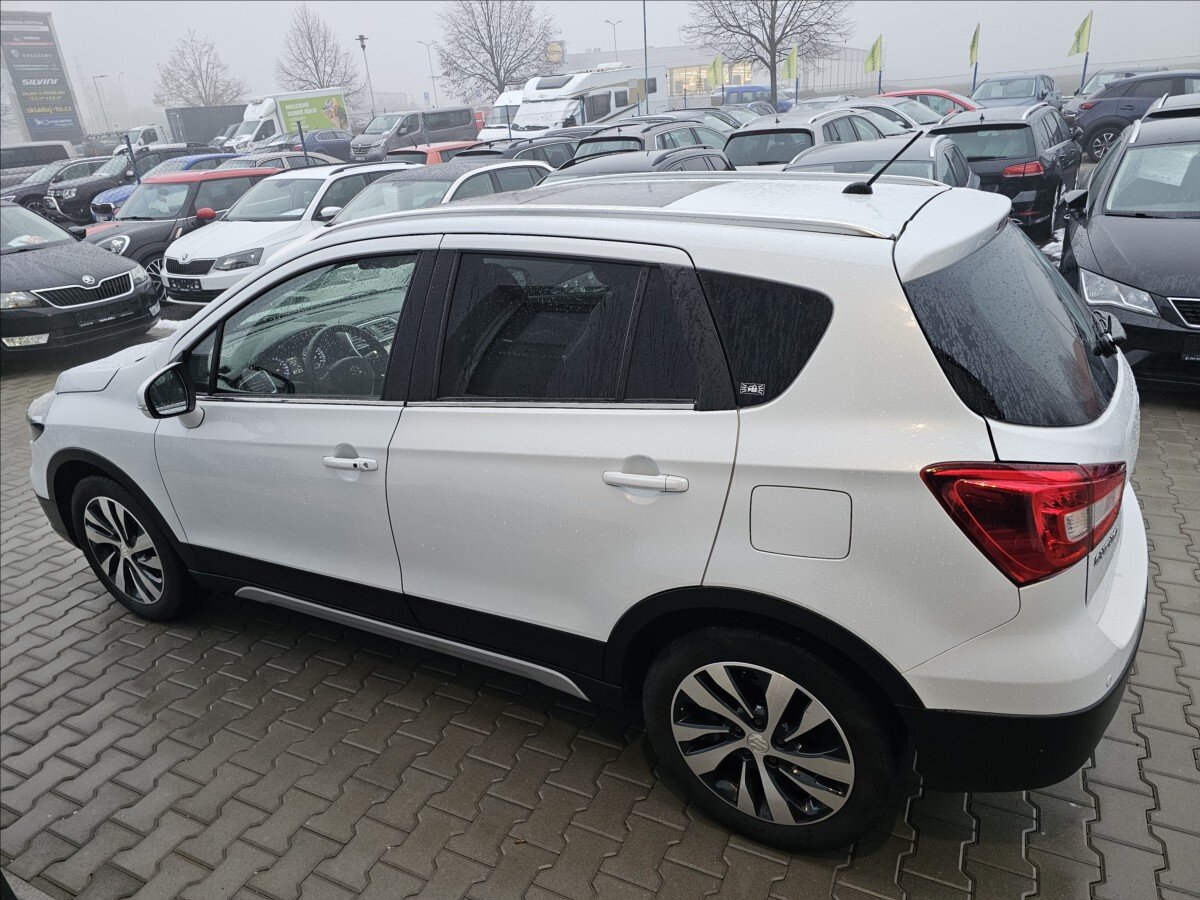 Suzuki SX4 S-Cross Hatchback 1,4 l 103 kw