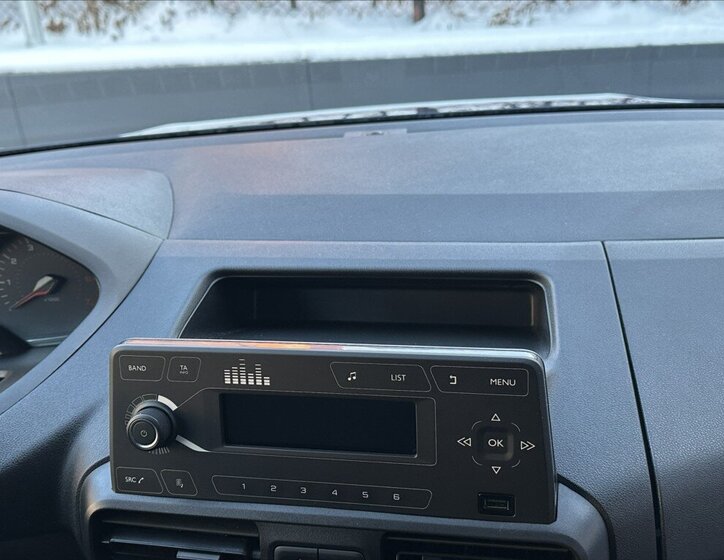 Peugeot Partner Skříň 1,5 l 75 kw