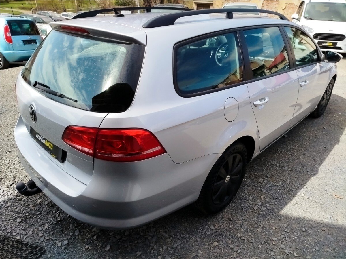 Volkswagen Passat Kombi 2,0 l 103 kw