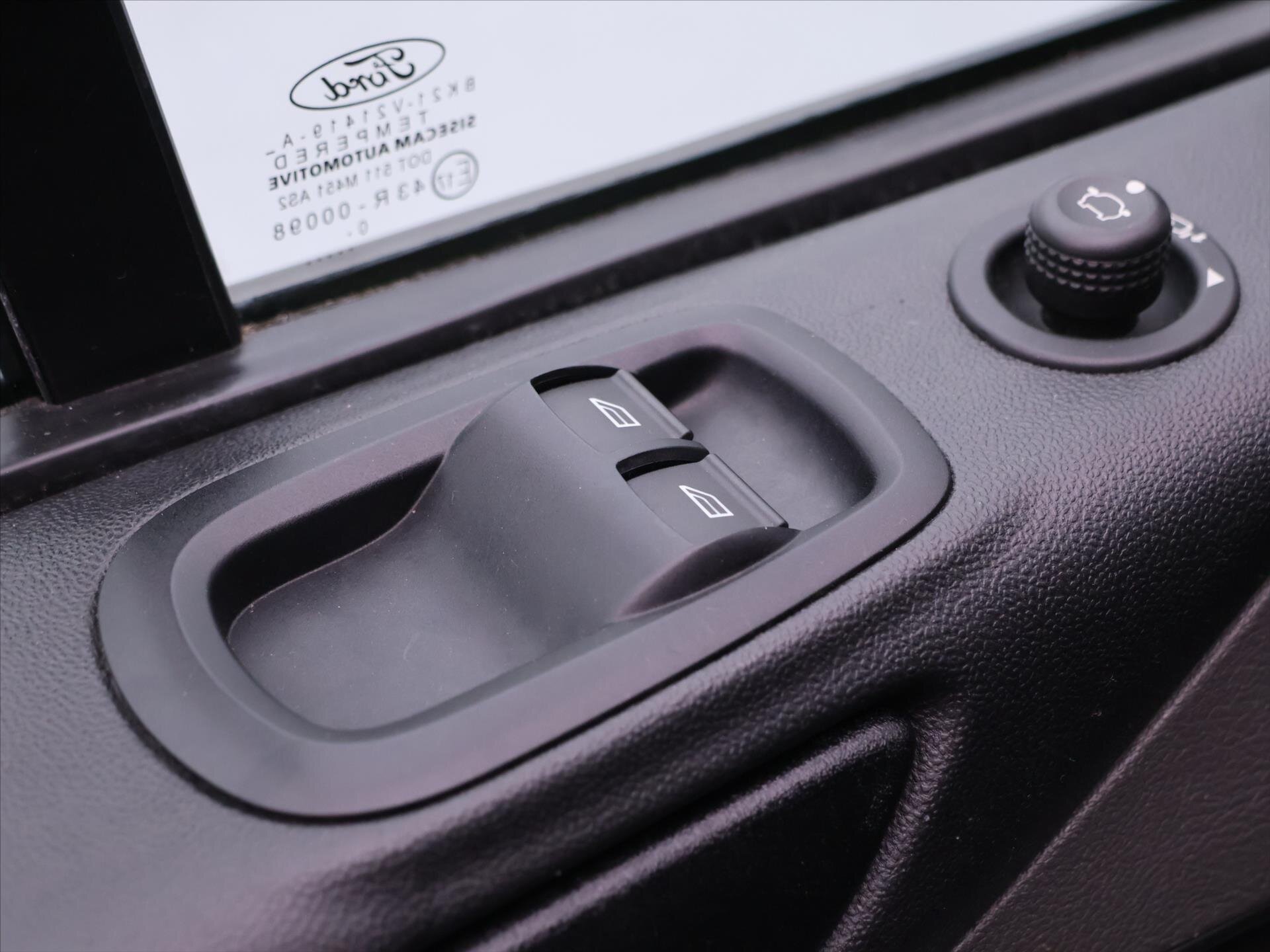 Ford Transit Custom Kombi 2,0 l 96 kw