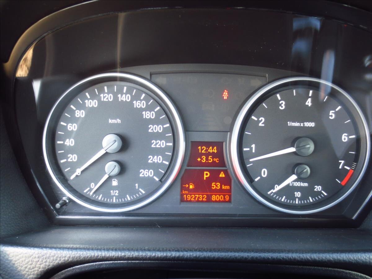 BMW Řada 3 Kombi 2,5 l 160 kw