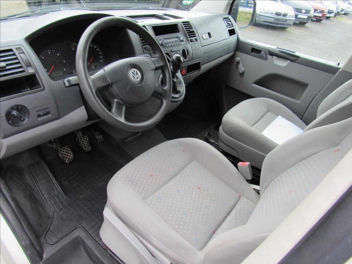 Volkswagen Transporter Skříň 1,9 l 62 kw