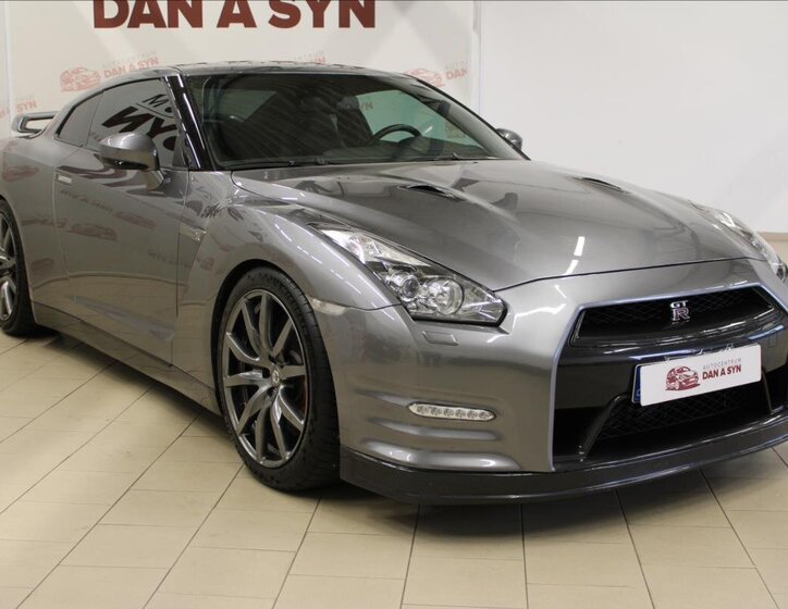 Nissan GT-R Kupé 3,8 l 390 kw