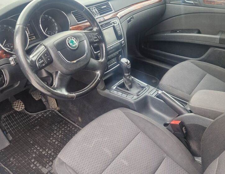 Škoda Superb 7