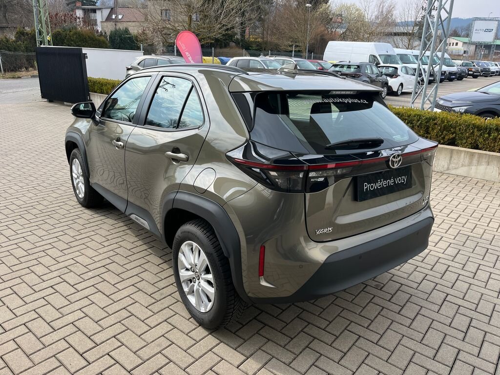 Toyota Yaris Cross SUV / Terénní 1,5 l 68 kw