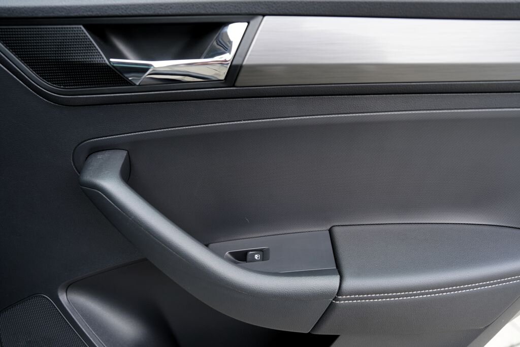 Škoda Rapid Sedan / Limuzína 999,0 70 kw