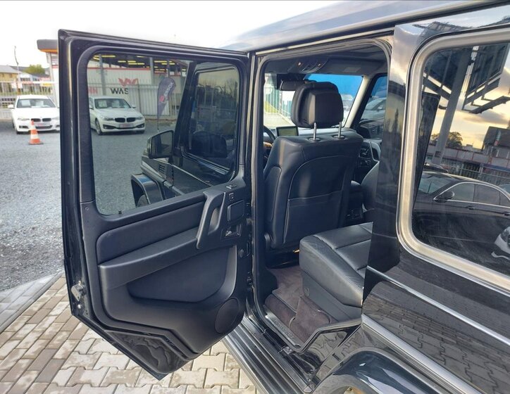 Mercedes-Benz Třídy G SUV / Terénní 3,0 l 155 kw