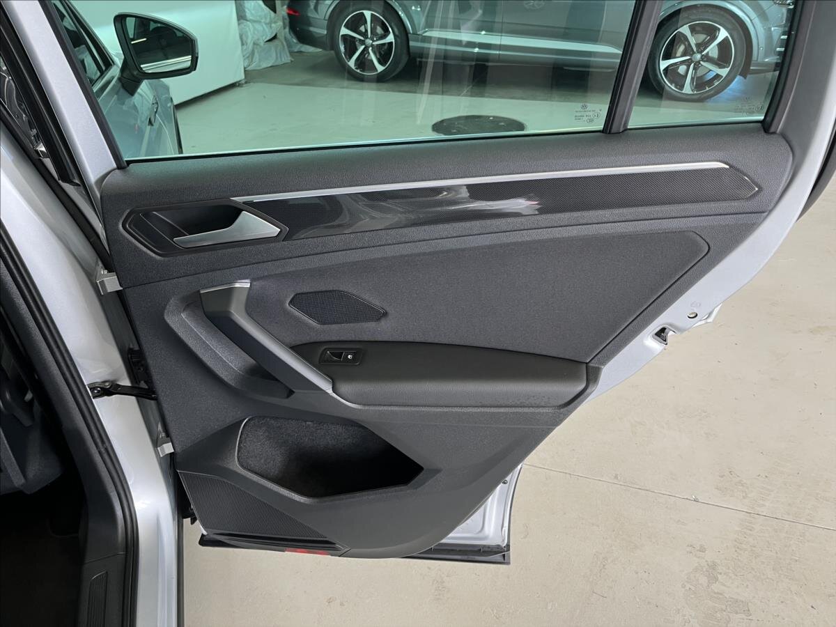 Volkswagen Tiguan SUV 1,5 l 110 kw