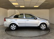 Chevrolet Aveo 8