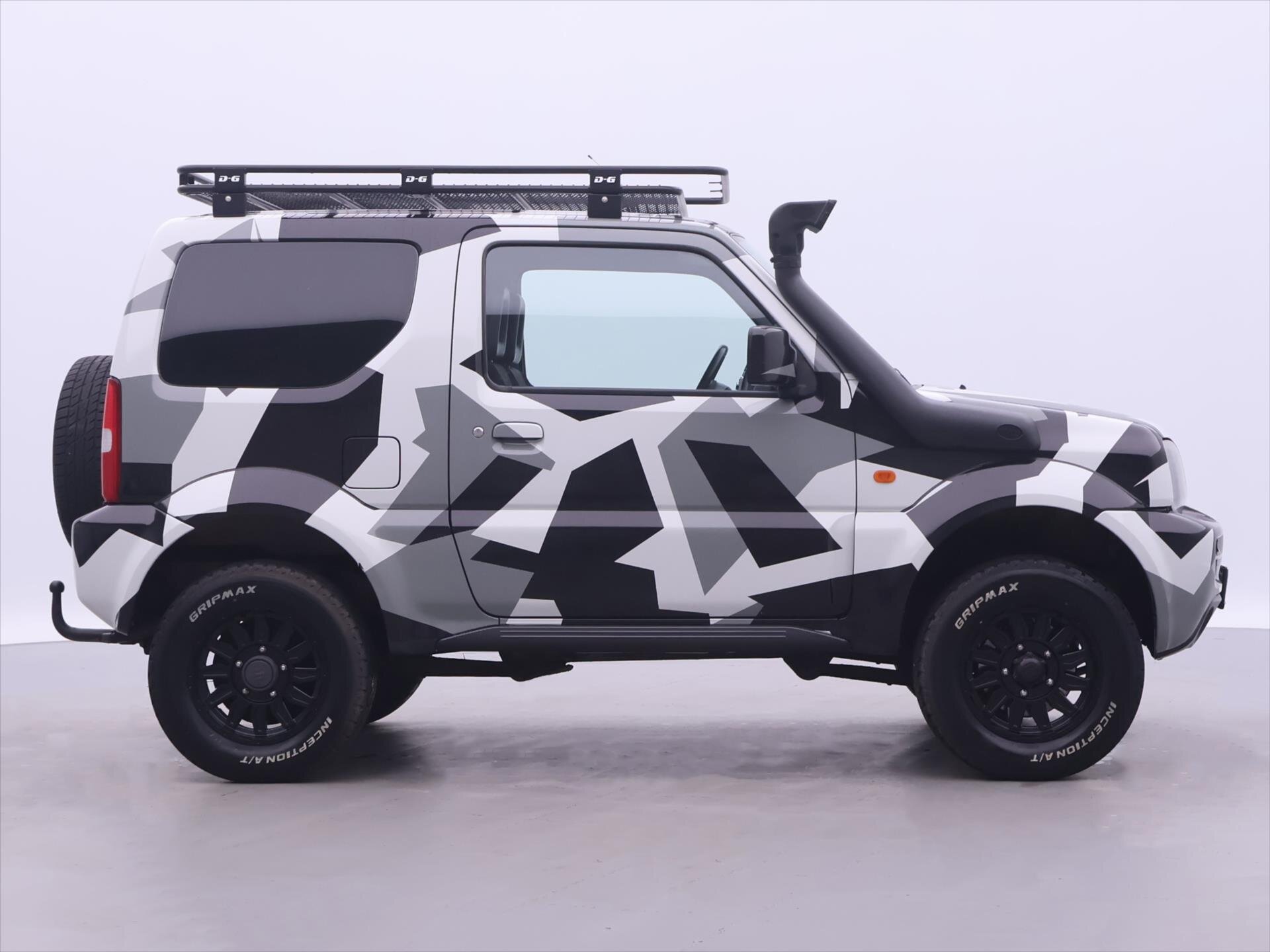 Suzuki Jimny SUV / Terénní 1,3 l 63 kw