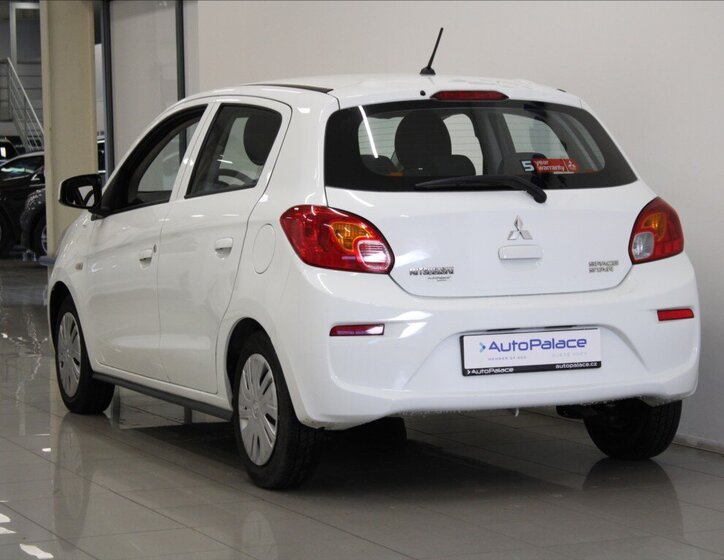 Mitsubishi Space Star 3